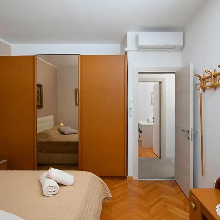 Lejlighed Olive Garden - A2 First Floor - Mpolo Medulin