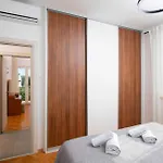 Olive Garden - A2 First Floor - Mpolo 아파트 *