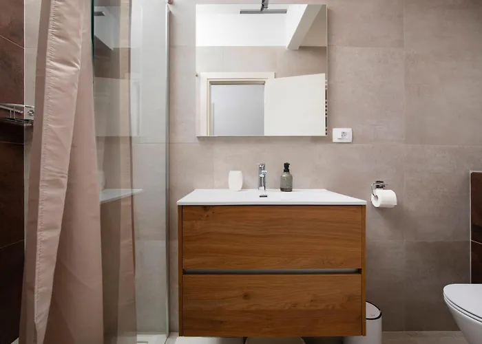 Olive Garden - A2 First Floor - Mpolo *