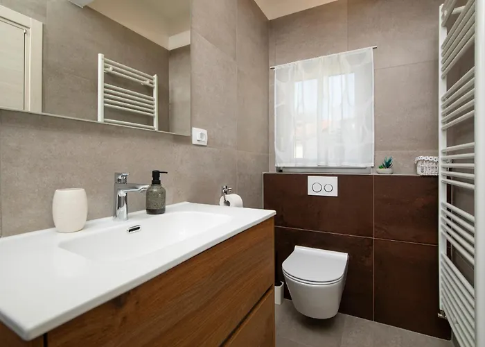 Olive Garden - A2 First Floor - Mpolo