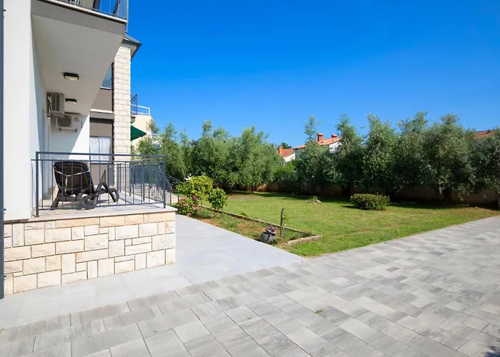 Olive Garden - A2 First Floor - Mpolo *